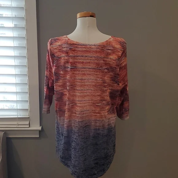 Colorful Blue and Orange/Red Patterned Tunic - Picture 2 of 3